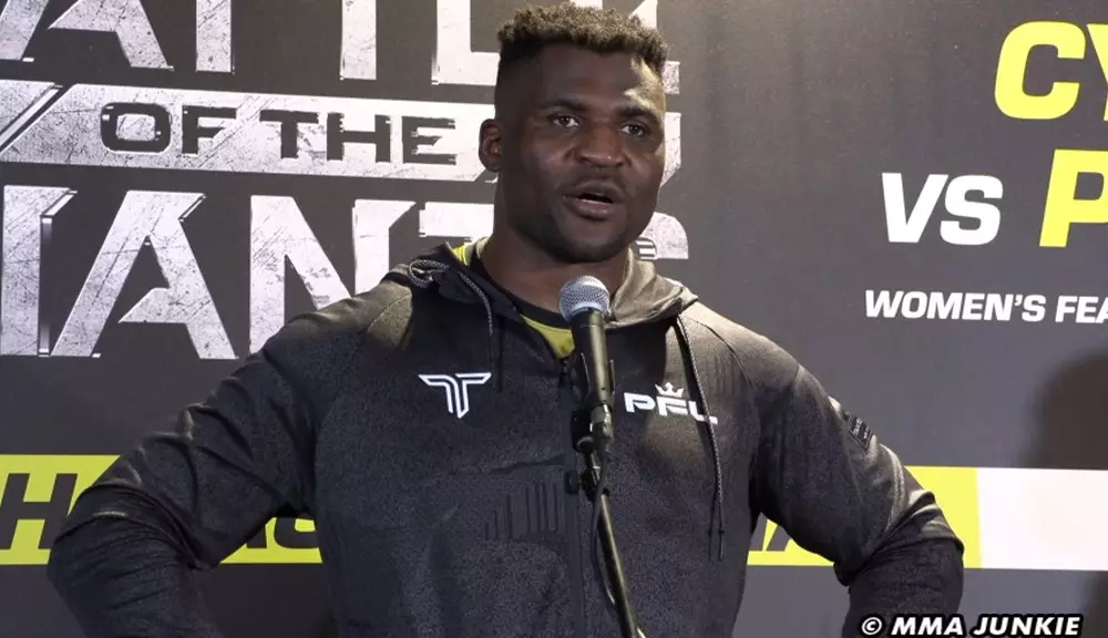 Francis Ngannou: Boj za uzdravení ve stínu tragédie