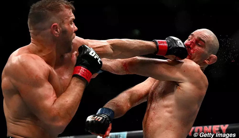 Dricus Du Plessis: Dominantní vítězství nad Seanem Stricklandem v UFC 312